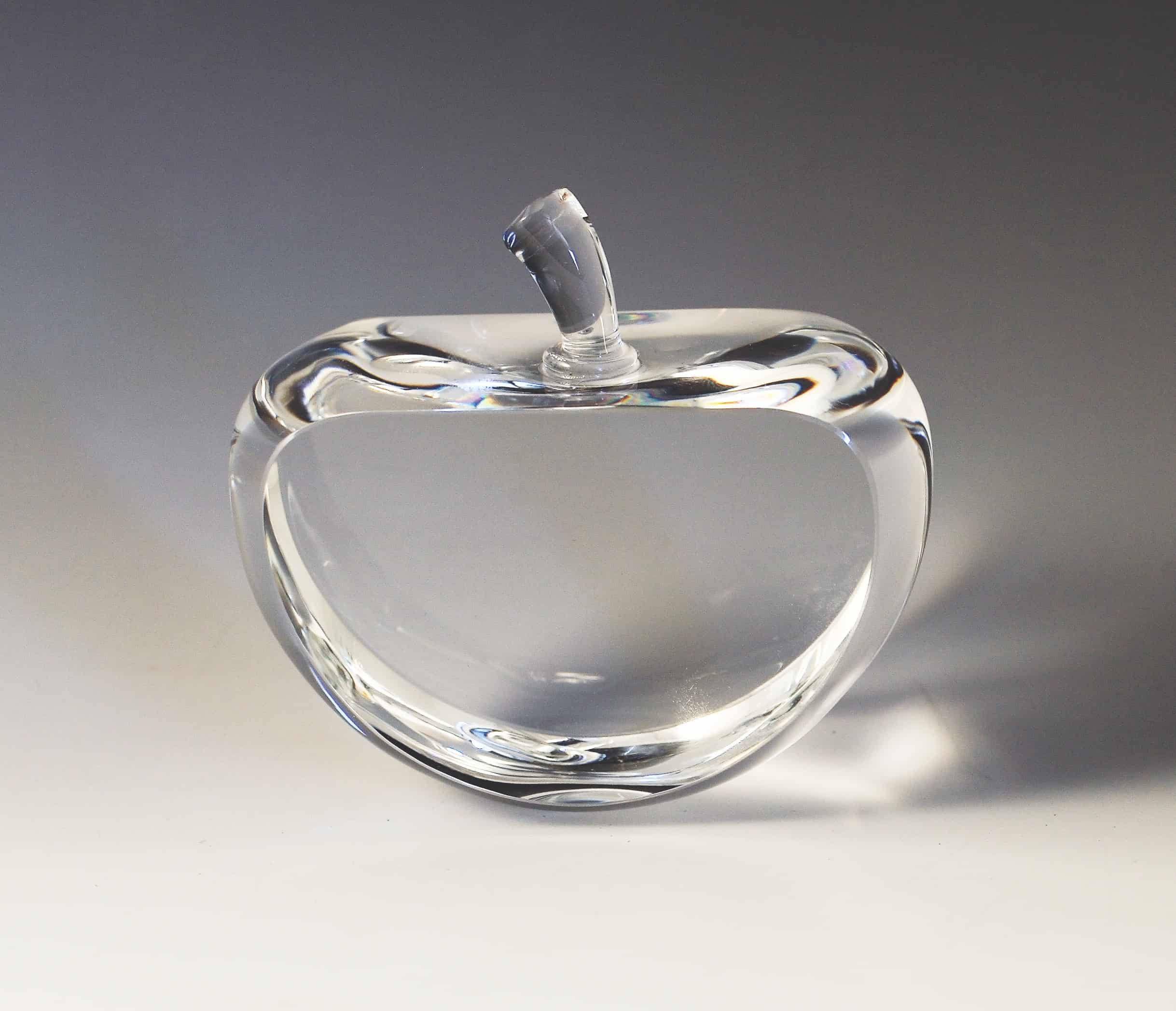 crystal apple customizable with texts and logos, great for teachers appreciation, gifts for teachers, professors